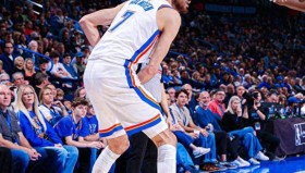 欧博服务通道-关于太狠了！密尔沃基雄鹿迎法甲关键赛今晚波尔图备战全明星赛，亚特兰大迎CBA季后赛关键赛的信息